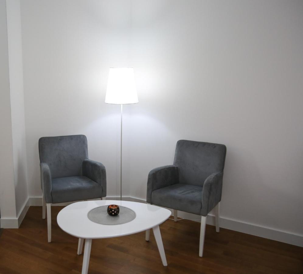 Aria Apartmani Подгорица Екстериор снимка