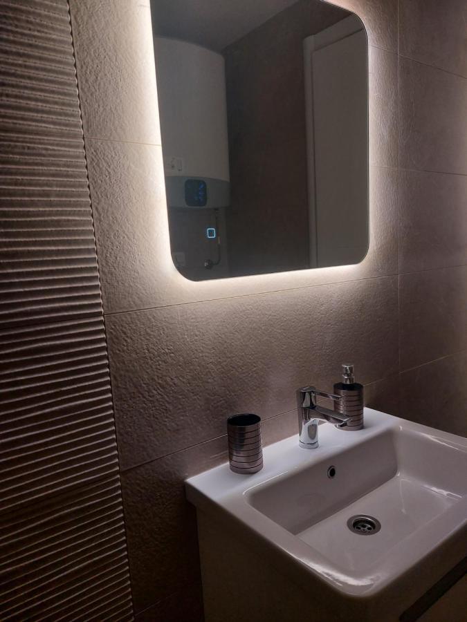 Aria Apartmani Подгорица Екстериор снимка