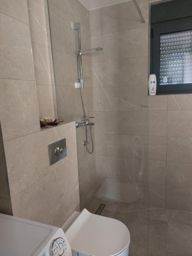 Aria Apartmani Подгорица Екстериор снимка